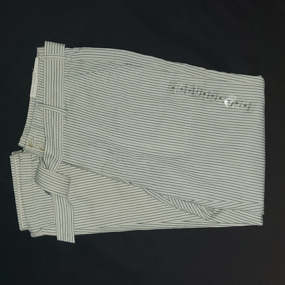 NWT American Eagle Hi-Rise Taper - Picture 2 of 16